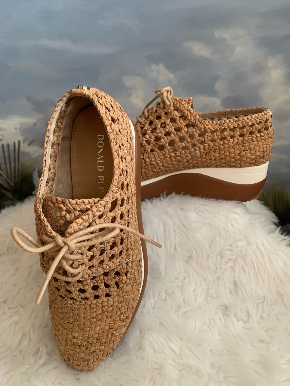 DONALD PLINER NAPOLI wedge Derby Size 7 Tan woven tie ladies woven shoes LNWOT
